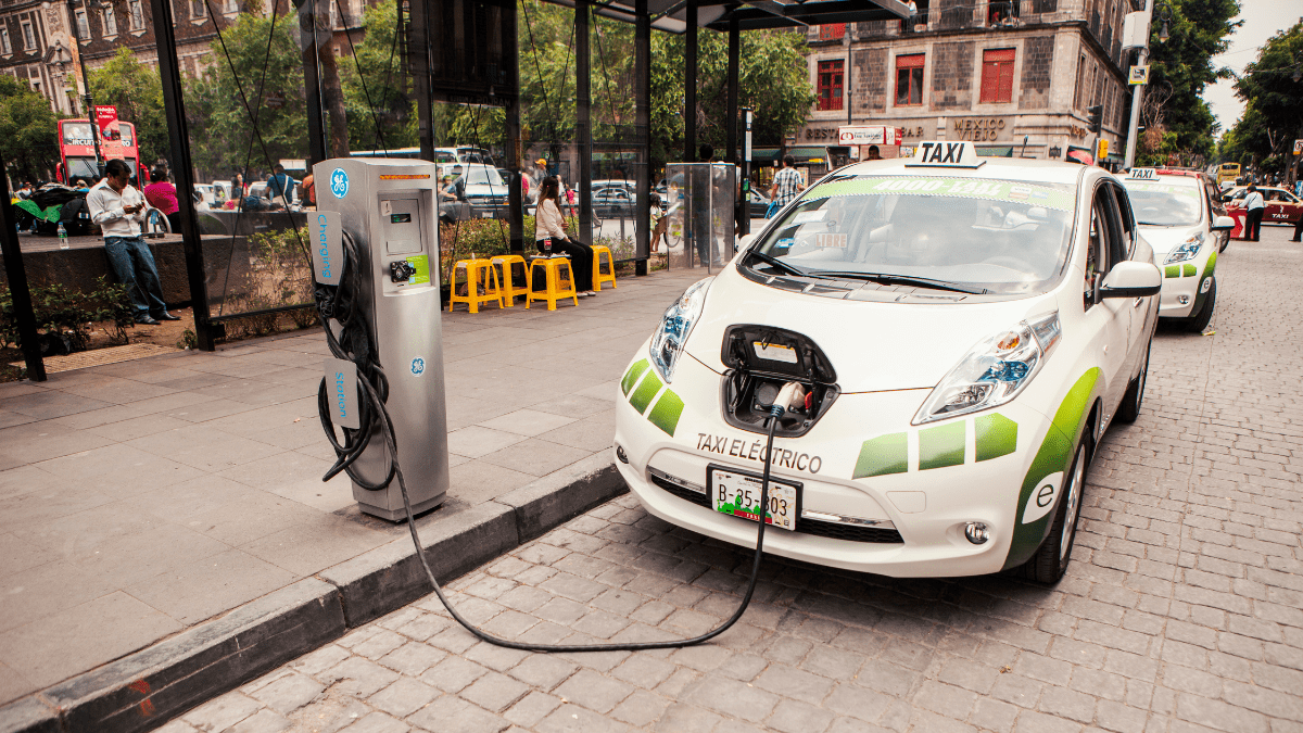 Autos eléctricos en México