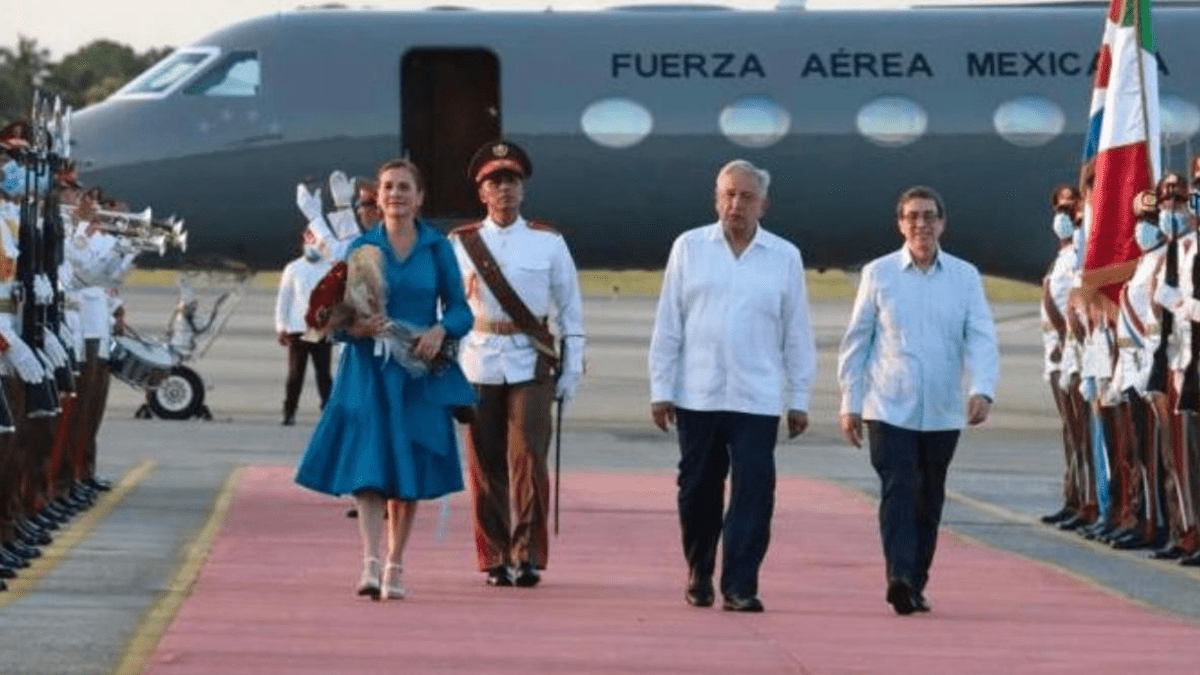 agenda pública digital AMLO en Cuba