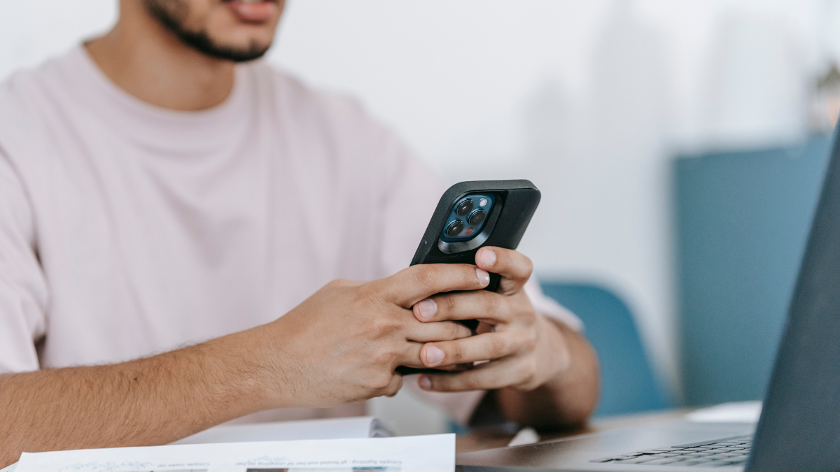 Chatbot de Atención al Cliente: IA vs Humanos en 2026